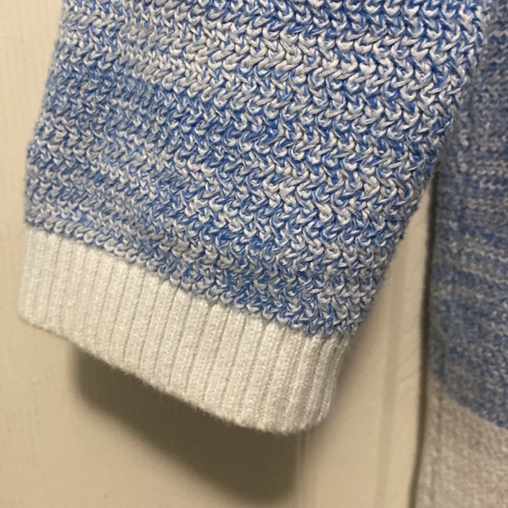 Small imperfection - Picture 4 of 9